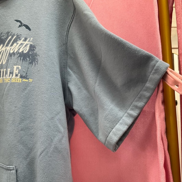 Jimmy Buffett's Margaritaville Blue Sweatshirt - Picture 2 of 4